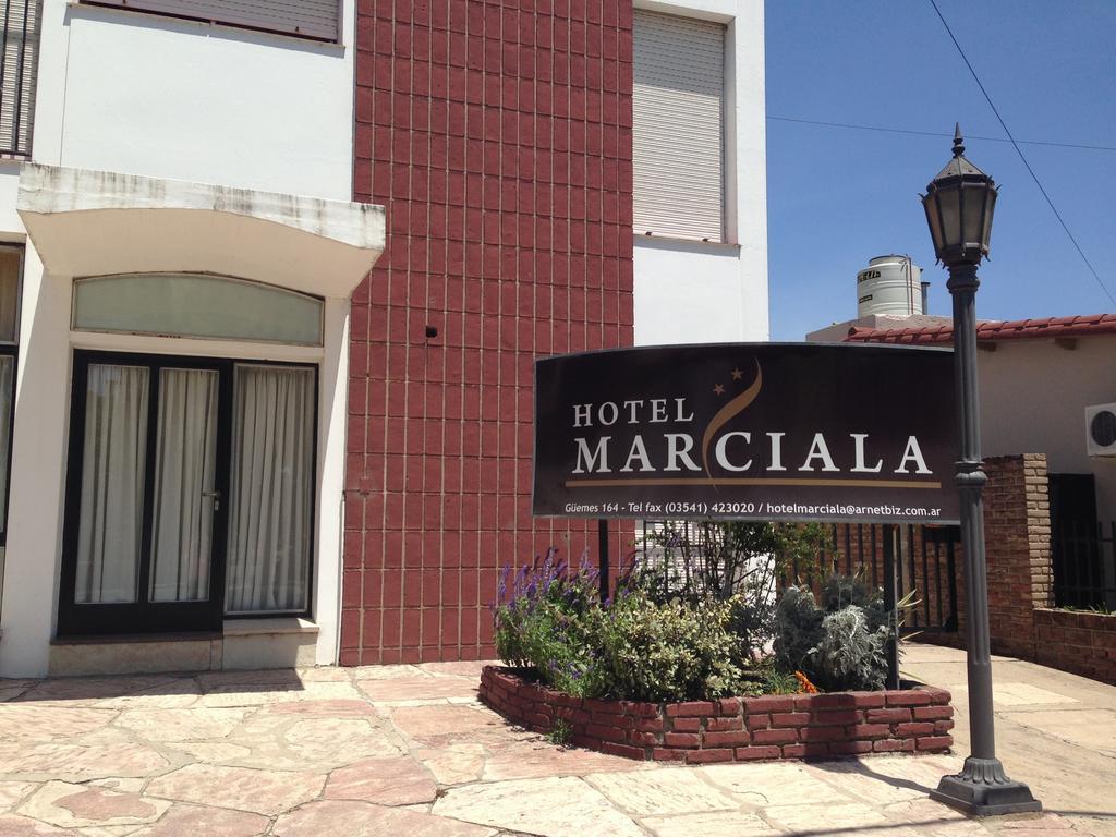 Hotel Marciala 비야카를로스파스 외부 사진