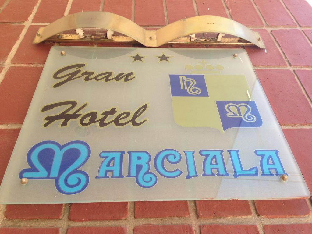 Hotel Marciala 비야카를로스파스 외부 사진